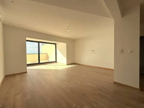 Prodaja, trosoban stan, 126m², Reževići, Budva - image 2