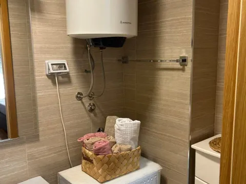 Izdavanje, dvosoban stan, 64m², City Kvart, Podgorica - image 9