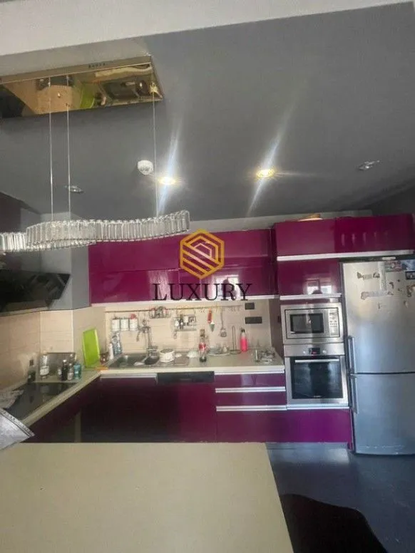 Prodaja, trosoban stan, 110m², City Kvart, Podgorica