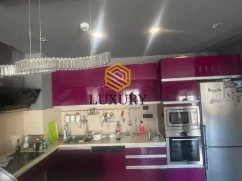 Prodaja, trosoban stan, 110m², City Kvart, Podgorica - image 7