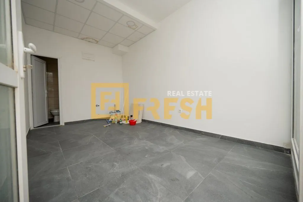 Rent, office space, 14m², Stari Aerodrom, Podgorica