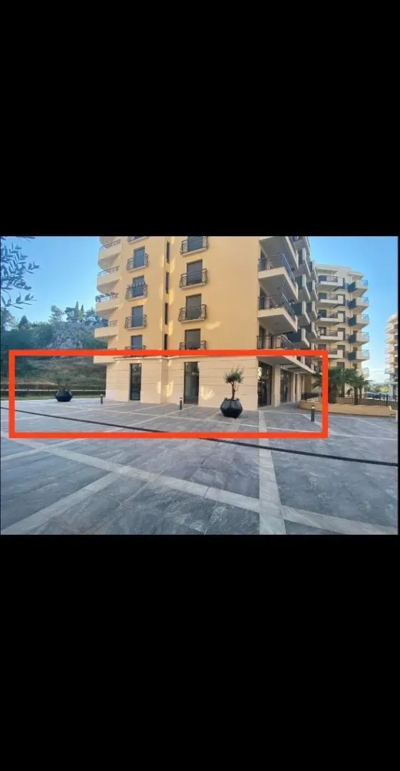 Izdavanje, poslovni prostor, 126m², Ljubović, Podgorica