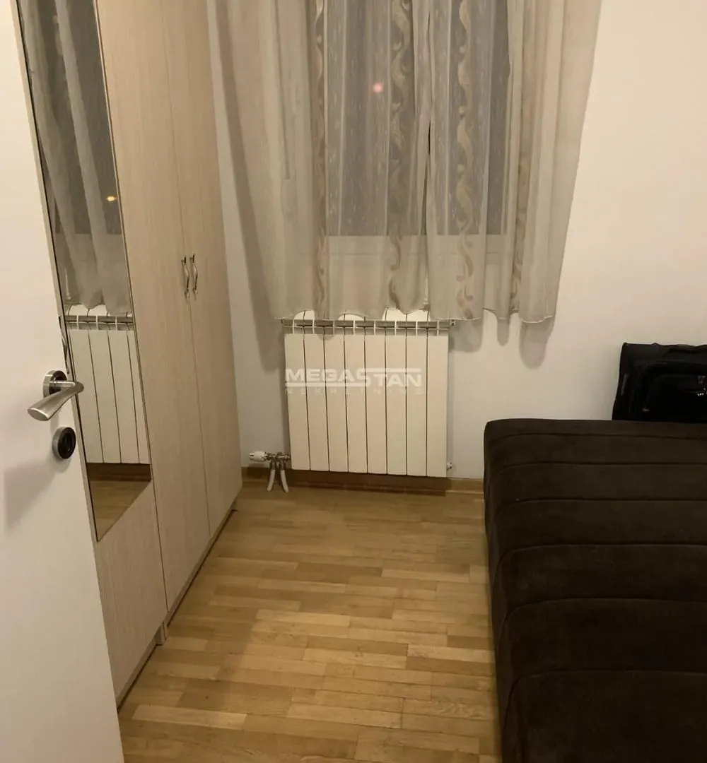 Izdavanje, dvosoban stan, 57m², Profesorska Kolonija, Palilula Sve Podlokacije