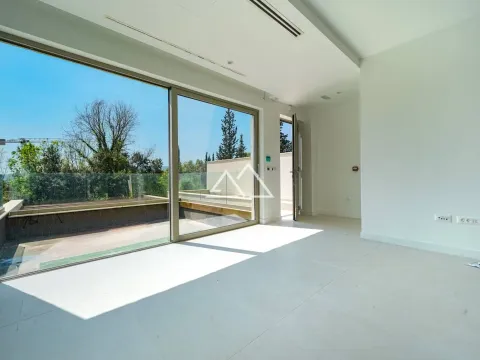 Prodaja, kuća, 286m², Tivat, Crna Gora - image 6