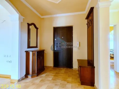 Sale, four bedroom apartment, 99m², Farmaceutski Fakultet, Voždovac Sve Podlokacije - image 32