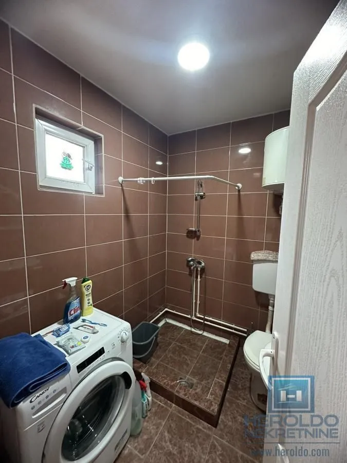 Prodaja, kuća, 300m², Ćuprija, Srbija