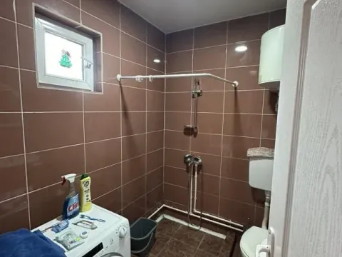 Sale, house, 300m², Ćuprija, Srbija - image 5