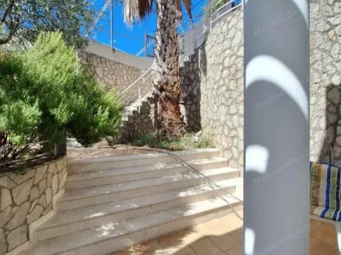 Prodaja, kuća, 161m², Ulcinj, Crna Gora - image 14