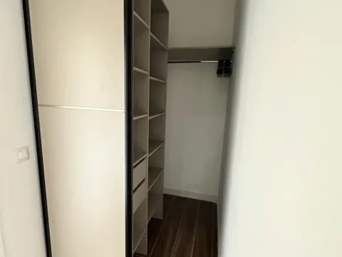 Izdavanje, stan, 36m², Centar, Bar - image 7