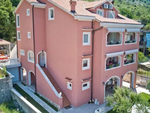 Rent, one bedroom apartment, 36m², Dobrota, Kotor - image 13