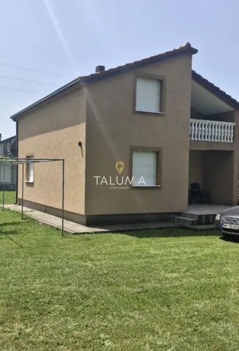Rent, house, 120m², Martinići, Danilovgrad