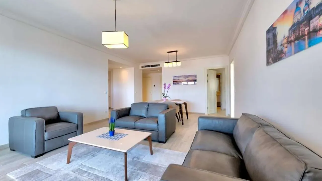 Prodaja, dvosoban stan, 118m², Luštica, Tivat