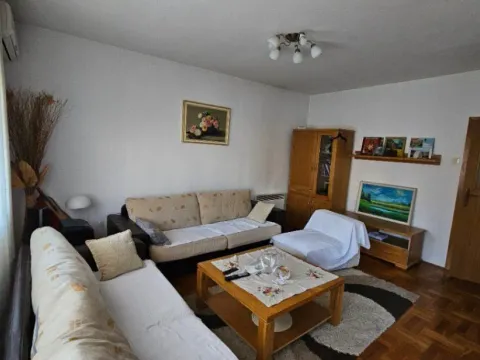 Izdavanje, dvosoban stan, 71m², Stari Aerodrom, Podgorica - image 2