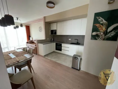 Izdavanje, trosoban stan, 83m², Savski Venac, Beograd - image 3