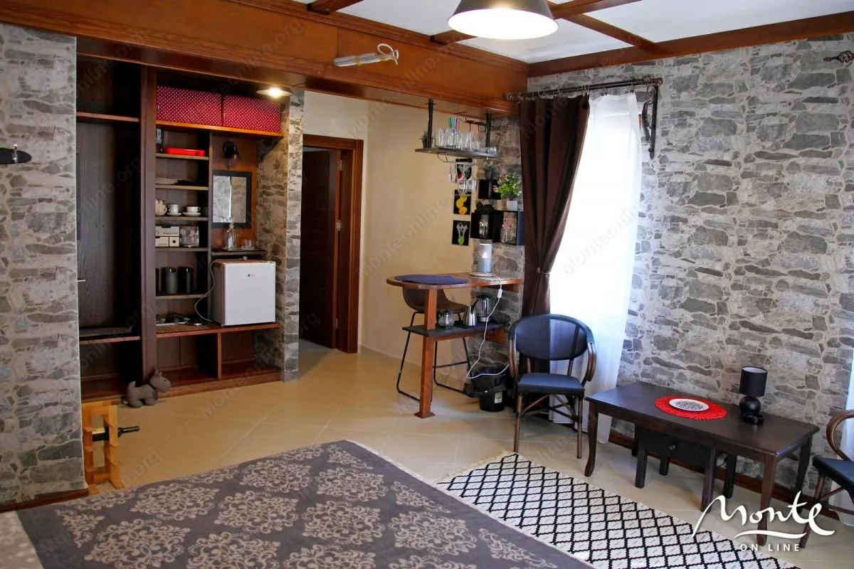 Prodaja, kuća, 354m², Sveti Stefan, Budva