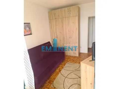 Izdavanje, trosoban stan, 84m², Zemun Centar, Zemun Sve Podlokacije - image 7