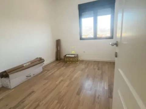 Prodaja, trosoban stan, 90m², Gorica C, Podgorica - image 7