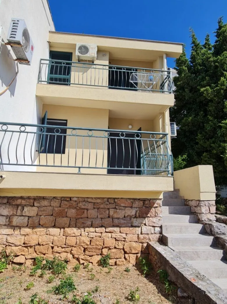 Prodaja, kuća, 105m², Petrovac, Budva