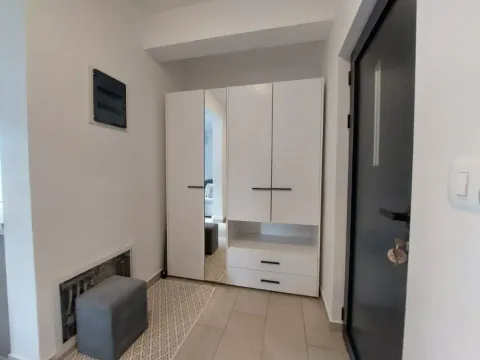 Izdavanje, jednosoban stan, 45m², Donja Lastva, Tivat - image 3