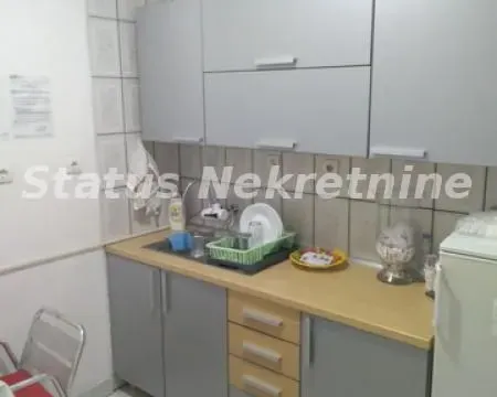 Izdavanje, poslovni prostor, 450m², Veternik, Novi Sad Sve Podlokacije - image 6