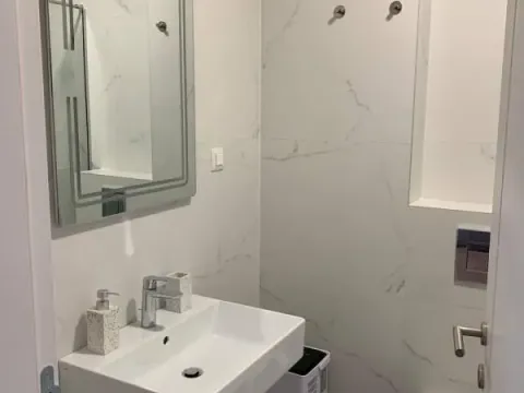 Sale, studio apartment, 27m², Bečići, Budva - image 7