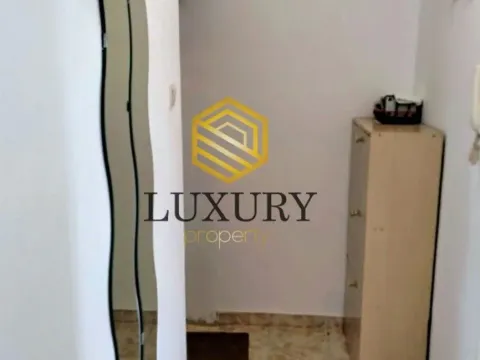 Rent, apartment, 33m², Stara Varoš, Podgorica - image 3