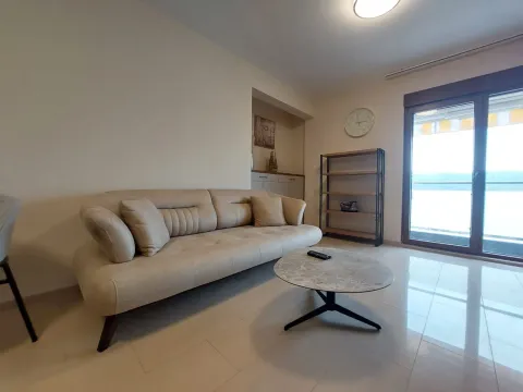 Rent, two bedroom apartment, 67m², Radanovići, Kotor - image 2