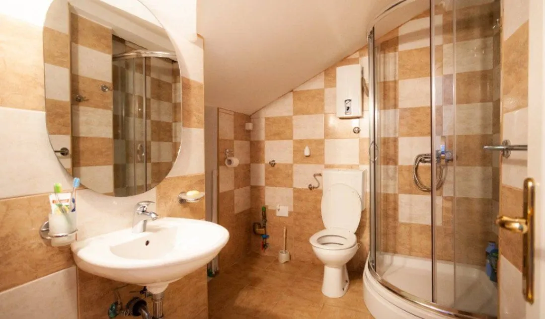 Prodaja, jednosoban stan, 69m², Petrovac, Budva