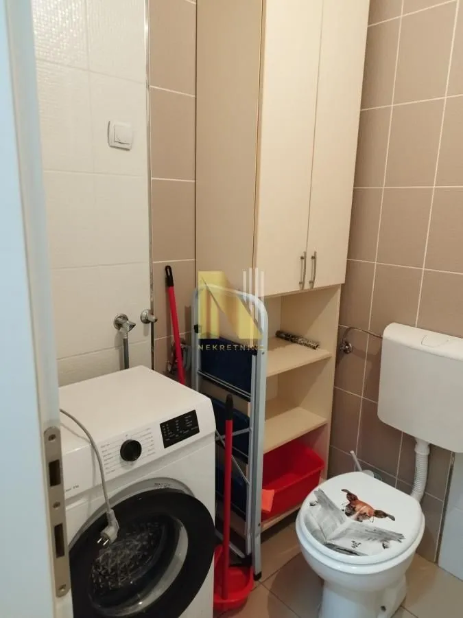 Izdavanje, jednosoban stan, 44m², Nova Detelinara, Novi Sad Sve Podlokacije
