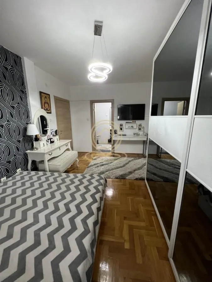Prodaja, četvorosoban stan, 128m², Novo naselje, Novi Sad