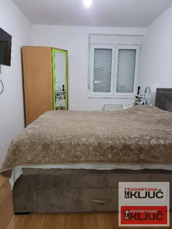 Prodaja, trosoban stan, 82m², Centar, Novi Sad