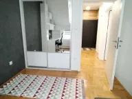 Izdavanje, trosoban stan, 67m², Bulevar patrijarha Pavla, Novi Sad Sve Podlokacije - image 8