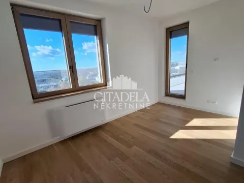 Prodaja, četvorosoban stan, 147m², Čukarica, Beograd - image 4