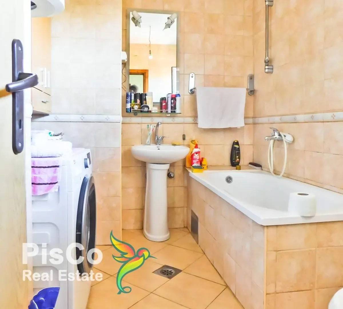 Prodaja, kuća, 290m², Tološi, Podgorica