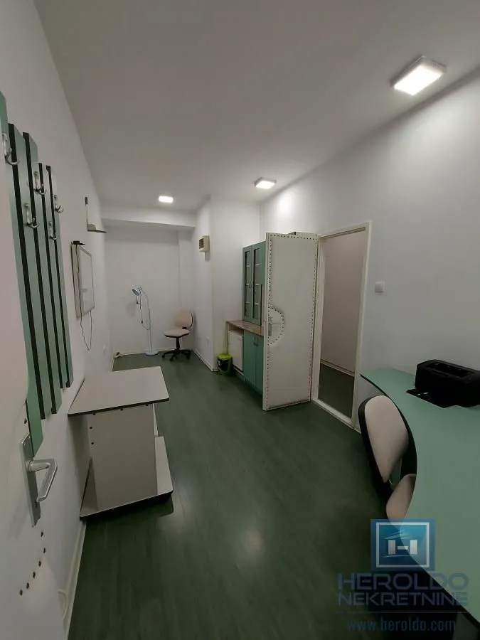 Rent, office space, 54m², Centar, Jagodina
