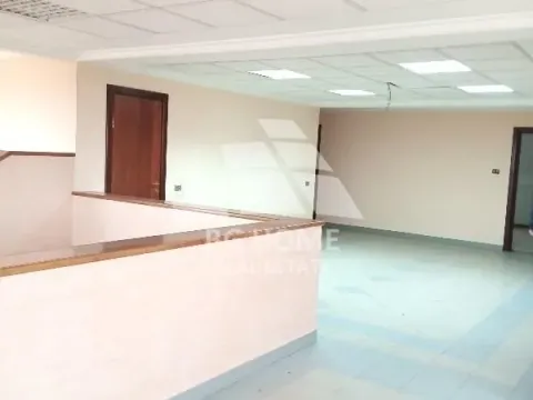 Izdavanje, poslovni prostor, 936m², Borča Sve Podlokacije, Beograd - image 17