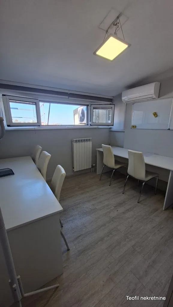 Sale, apartment, 118m², Đeram Pijaca, Beograd