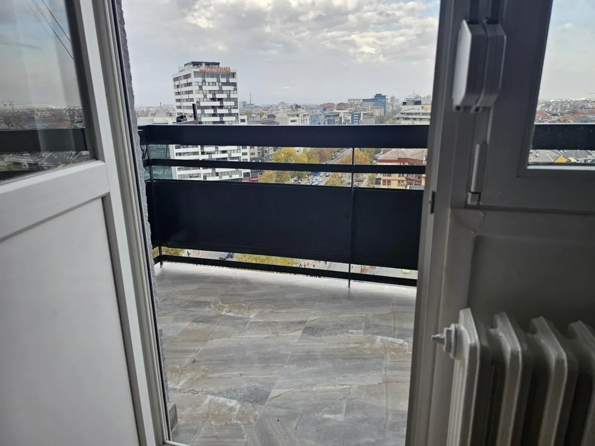 Prodaja, trosoban stan, 64m², Bulevar Oslobodjenja, Novi Sad Sve Podlokacije