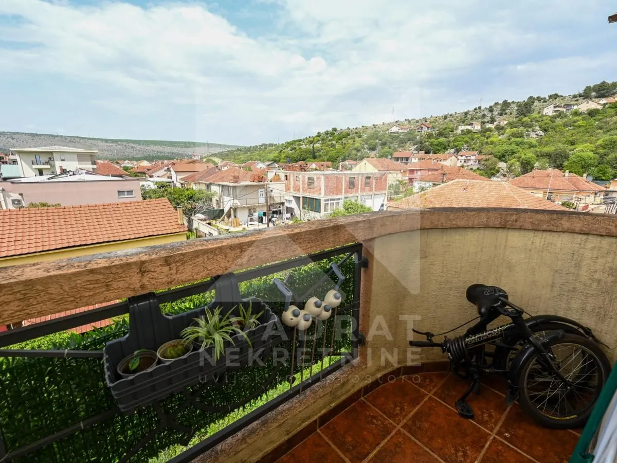 Prodaja, jednosoban stan, 46m², Momišići, Podgorica