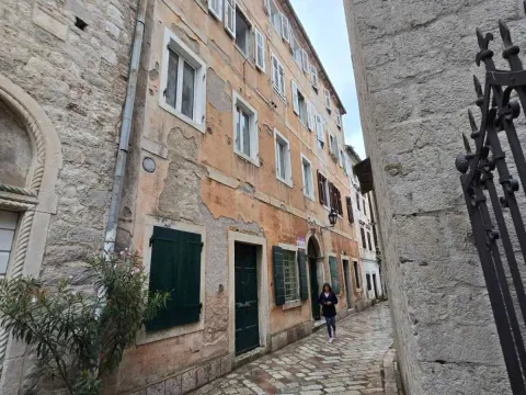 Prodaja, stan, 72m², Kotor, Crna Gora - image 4