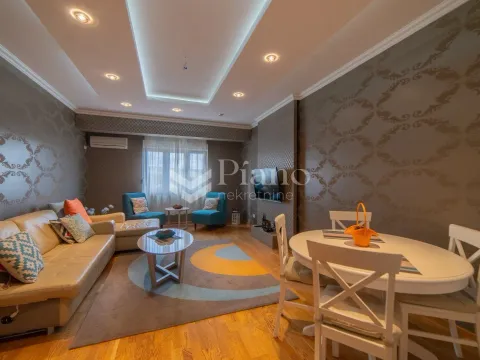 Rent, one bedroom apartment, 43m², City Kvart, Podgorica - image 1