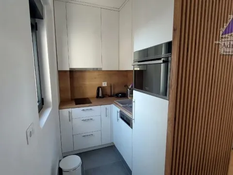Rent, one bedroom apartment, 35m², Podkošljun, Budva - image 8