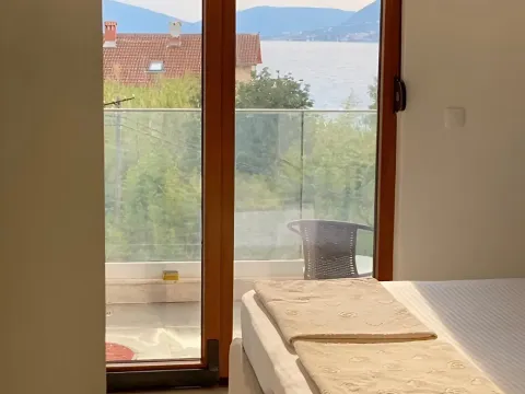 Izdavanje, jednosoban stan, 49m², Seljanovo, Tivat - image 7