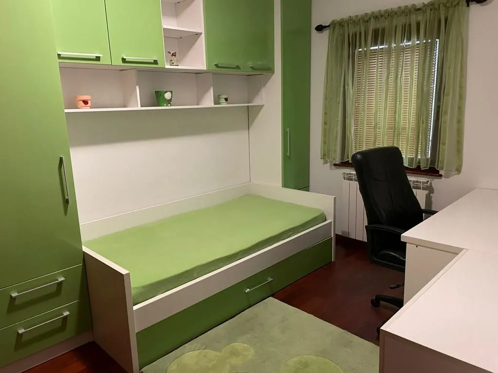 Rent, three bedroom apartment, 100m², Gorica C, Podgorica