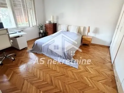 Rent, two bedroom apartment, 55m², Stari Grad, Beograd - image 11