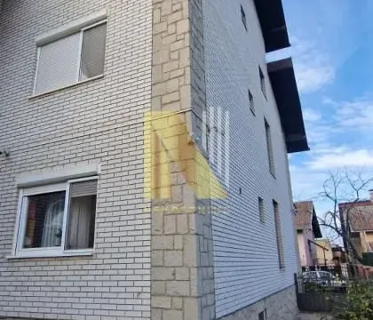 Prodaja, kuća, 414m², Klisa, Novi Sad Sve Podlokacije - image 3