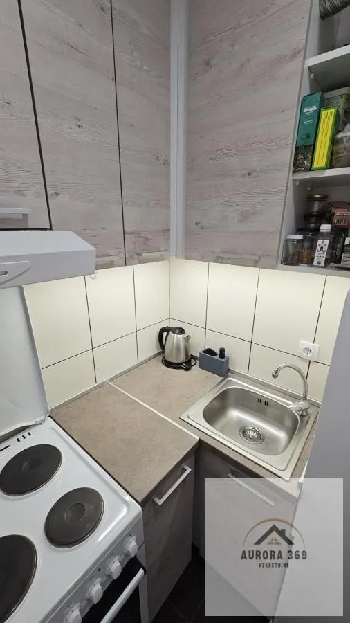 Prodaja, jednosoban stan, 39m², Socijalno, Novi Sad Sve Podlokacije
