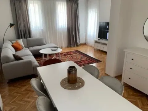 Izdavanje, kuća, 250m², Zagorič, Podgorica - image 8