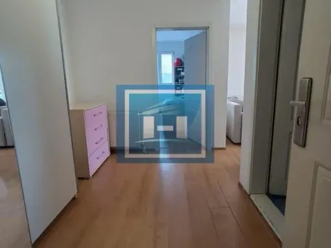 Prodaja, dvosoban stan, 63m², Centar, Jagodina - image 19