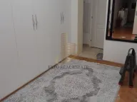 Izdavanje, četvorosoban stan, 120m², Centar, Novi Sad - image 14